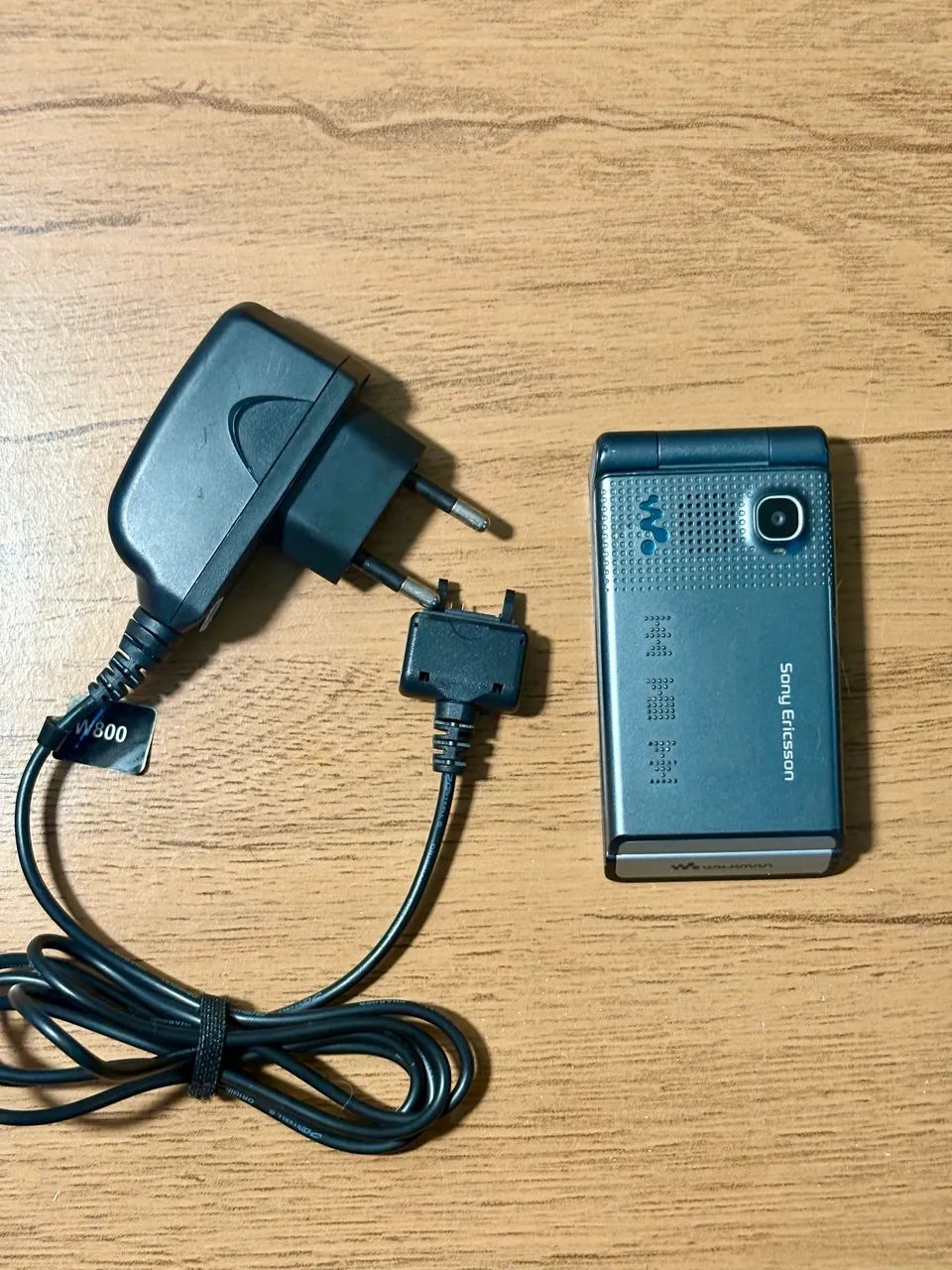 Celular antigo Sony  Ericsson W380a - Foto 5