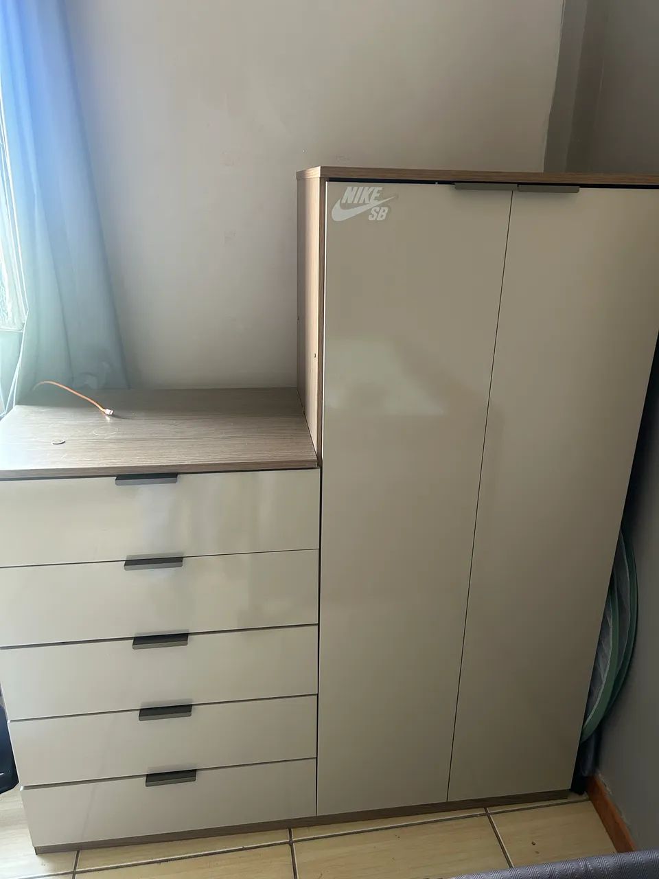 Cômoda com sapateira 