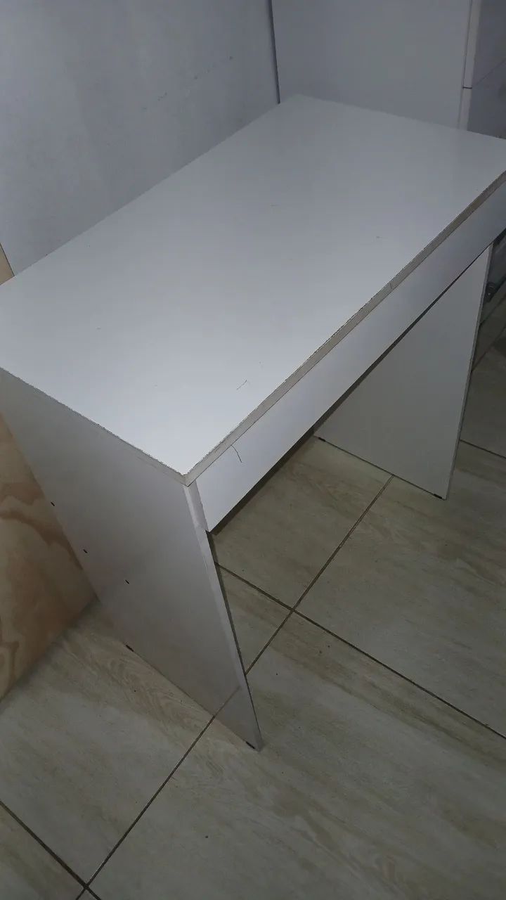 Desk64985838845954121