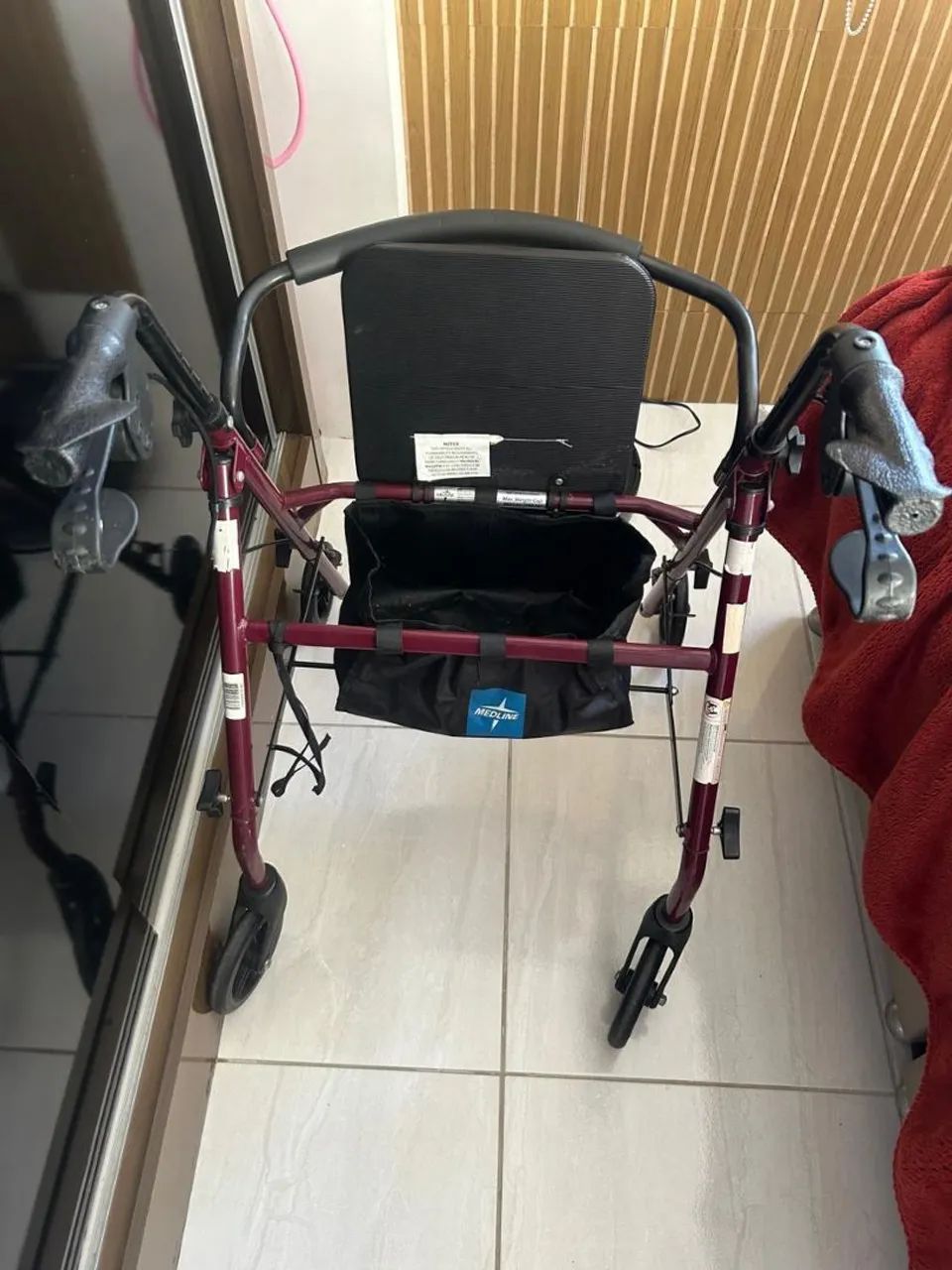 Andador para idoso  - Foto 2