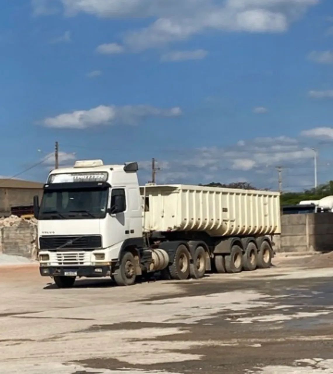 Motorista carreta caçamba