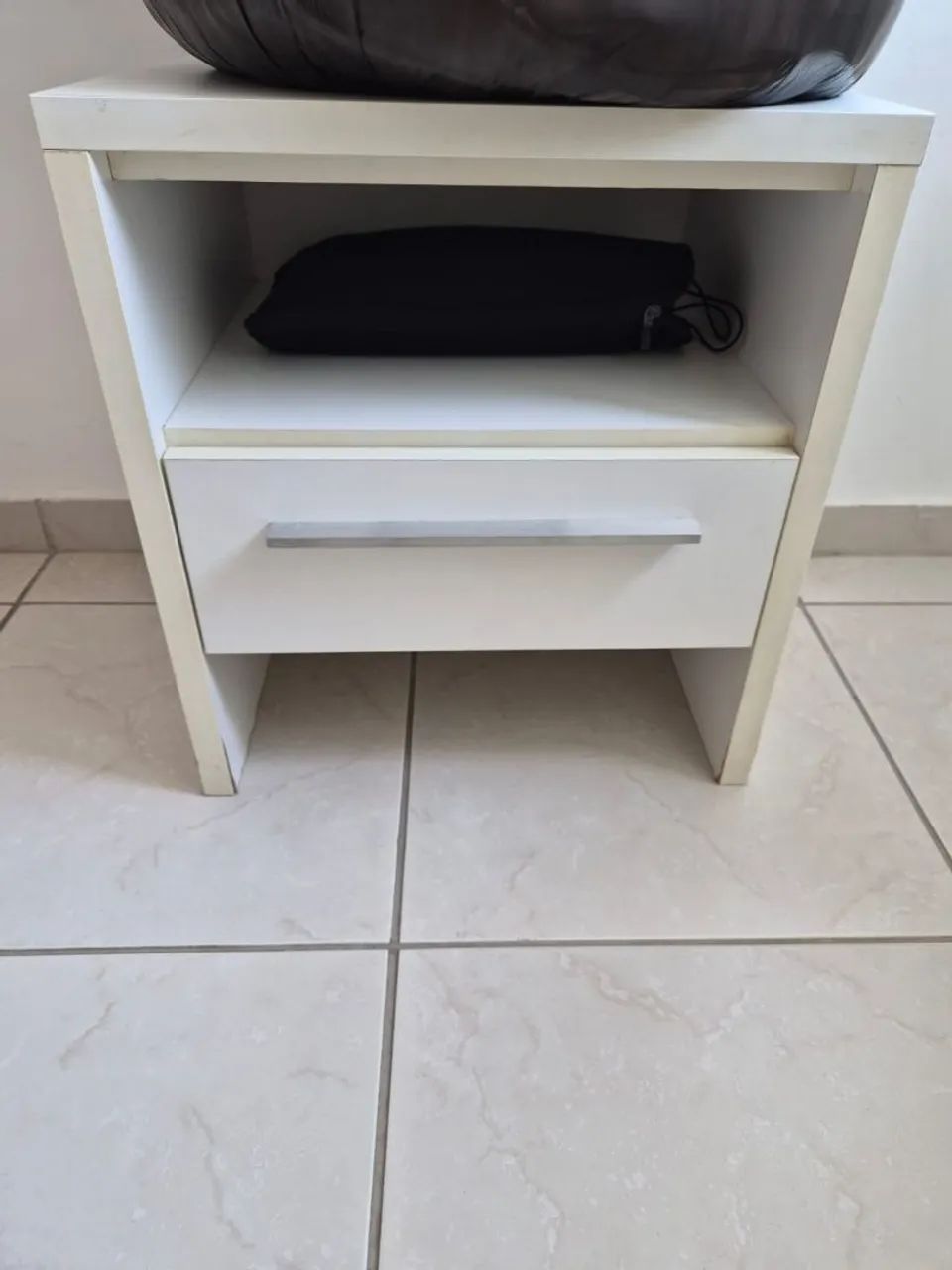 Mesa de canto 