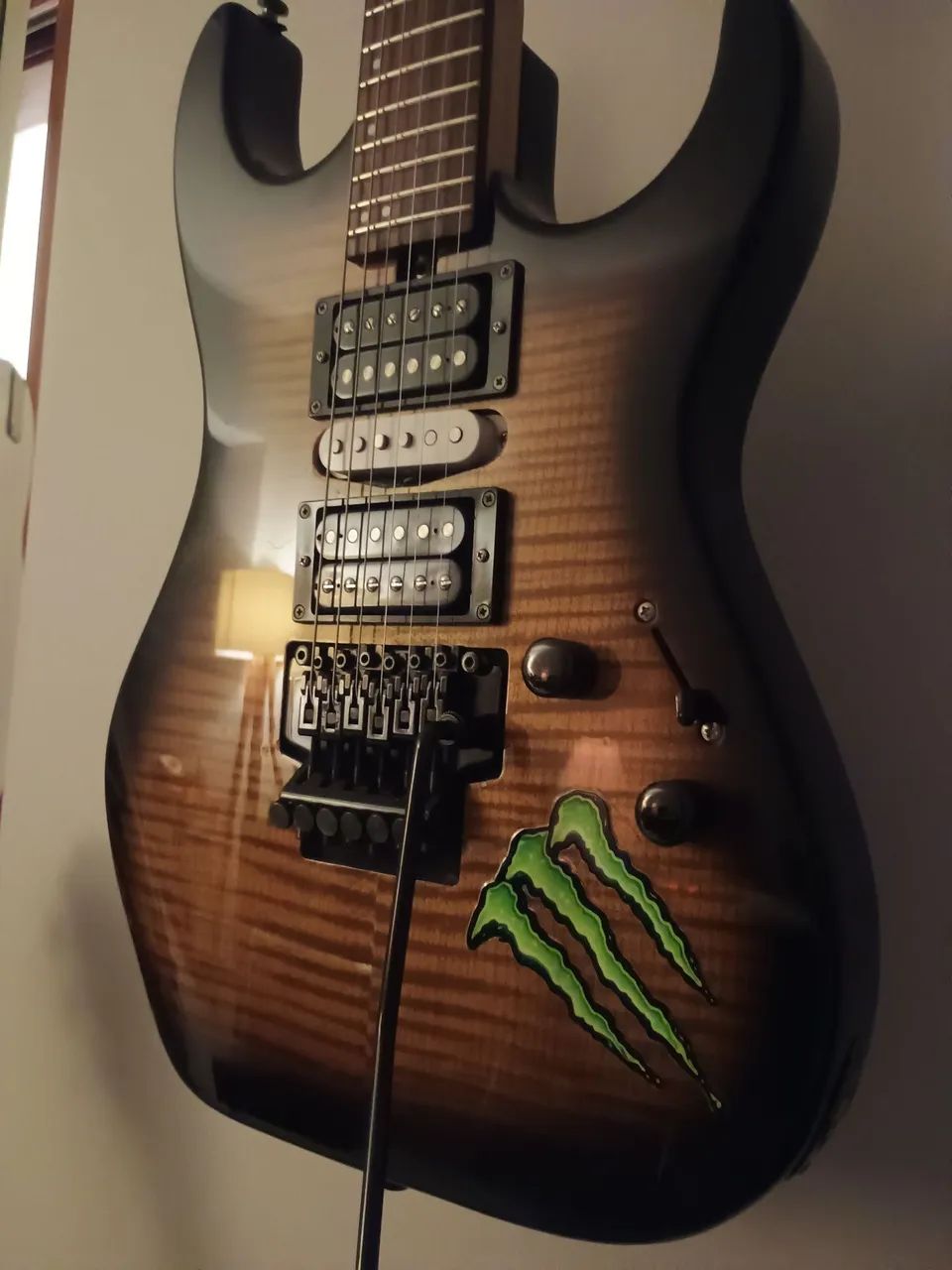 Guitarra Washburn X-Series
