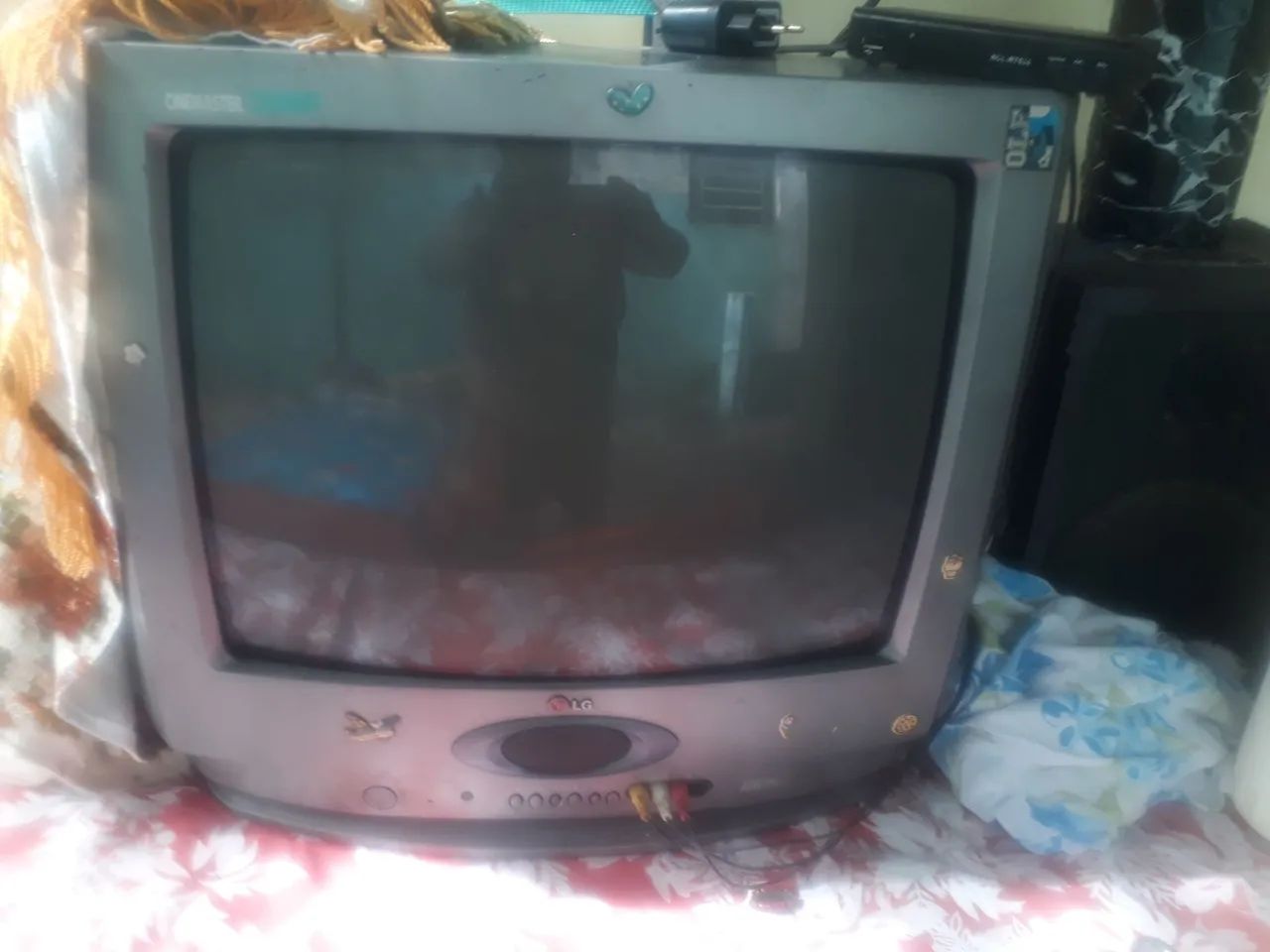 TV de tubo,24 polegadas,com Conversor Digital 