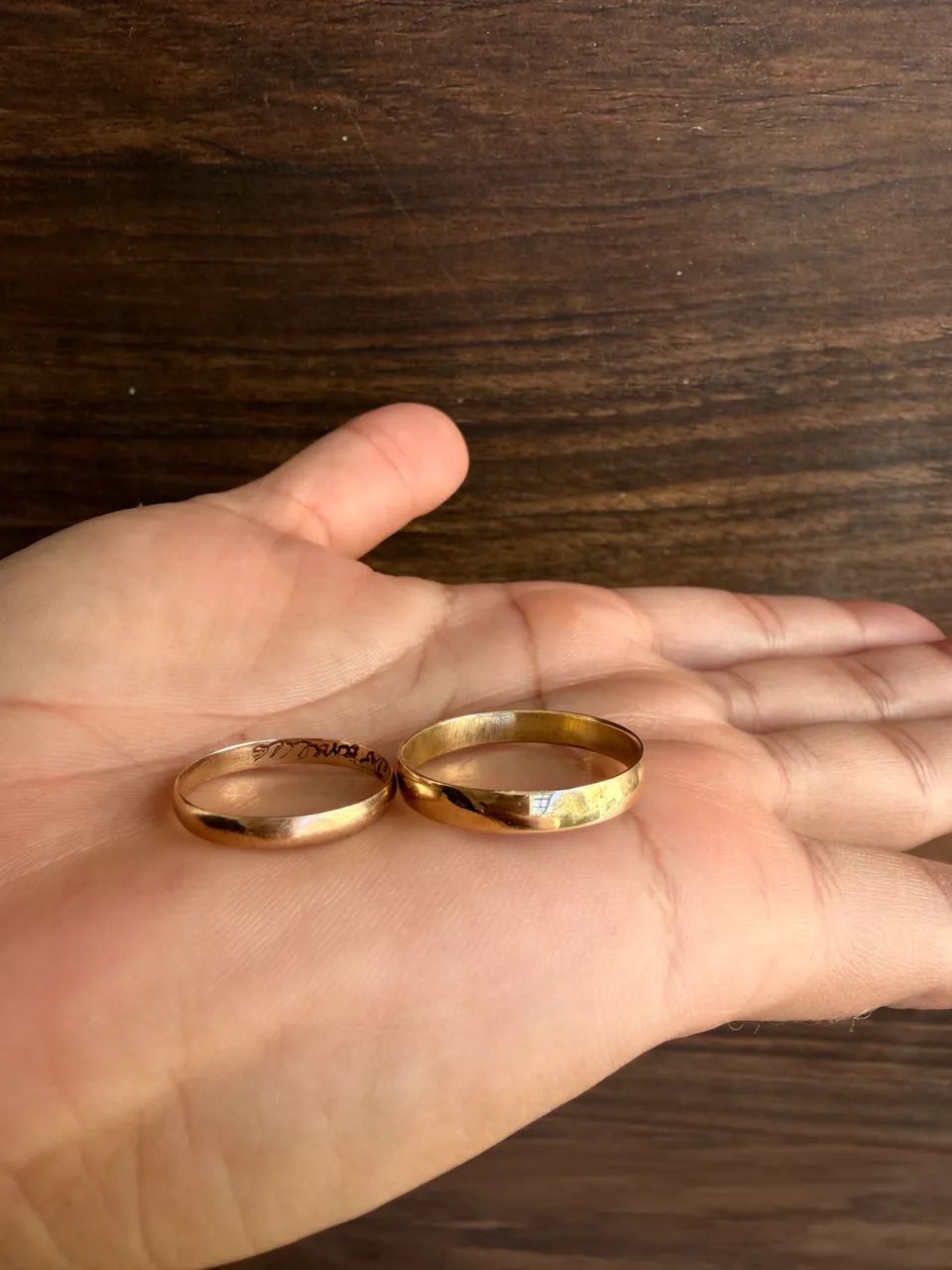 Par de aliança de ouro 
