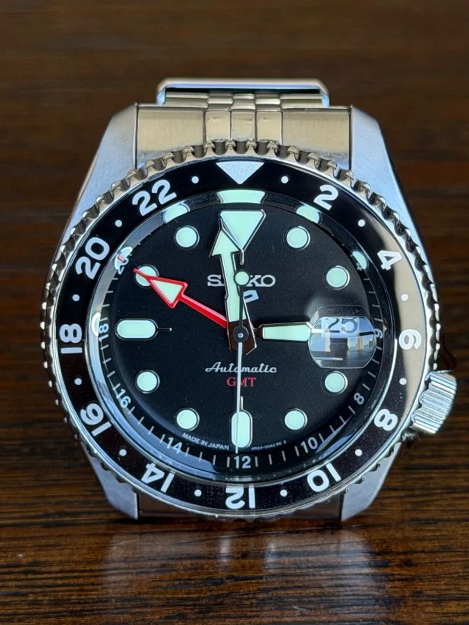 Seiko 5 Sports GMT Automático