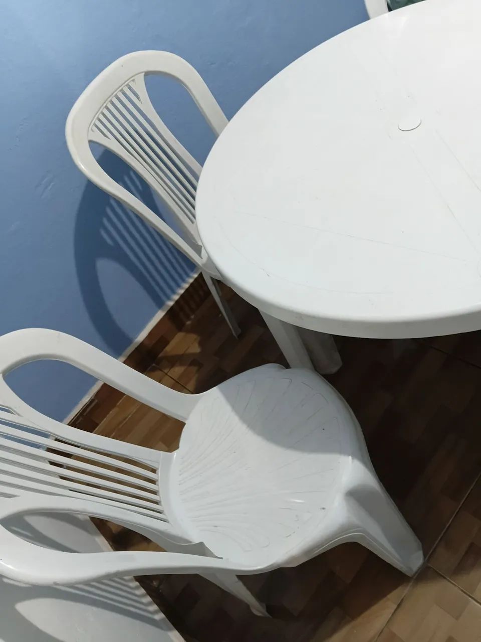 Mesa com cadeiras - Foto 3