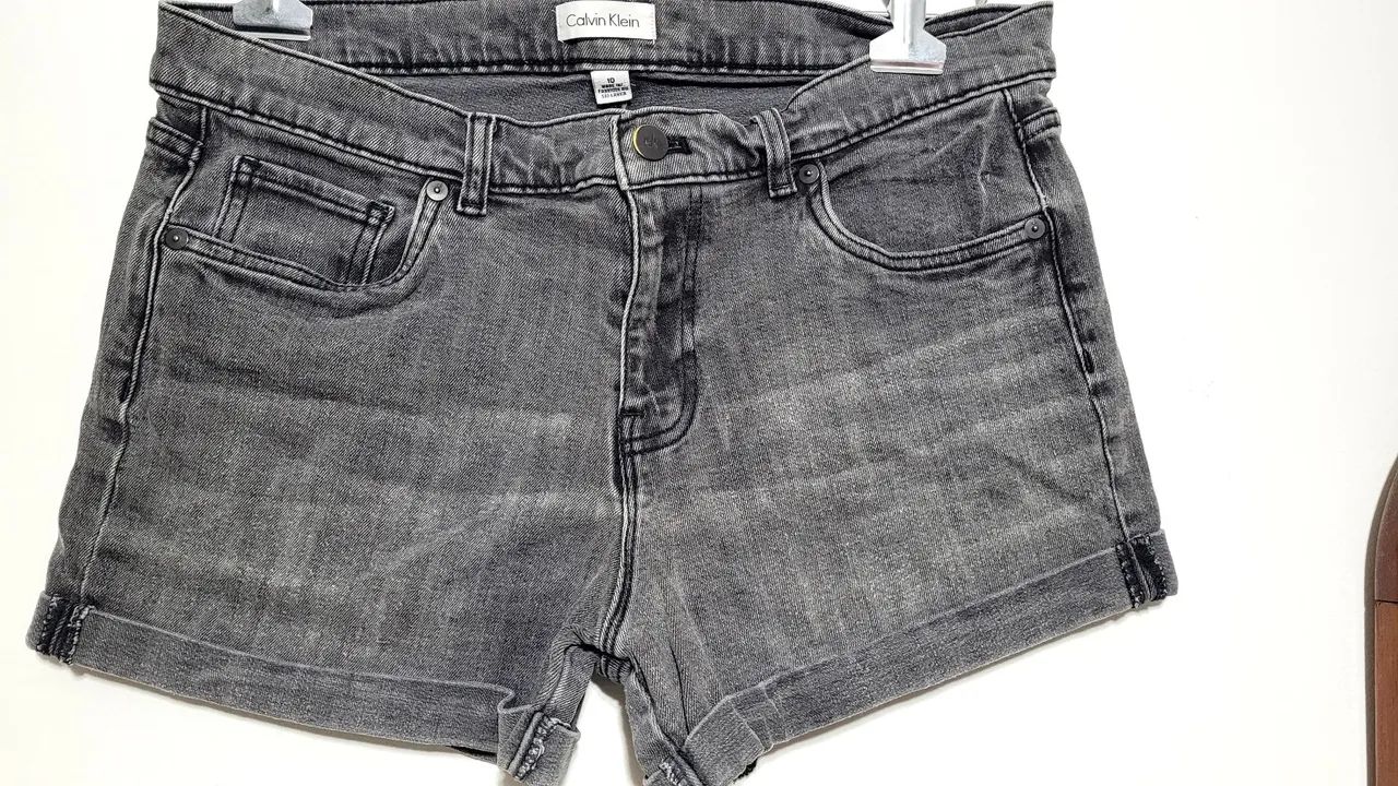 Shorts Calvin Klein feminino  - Foto 2