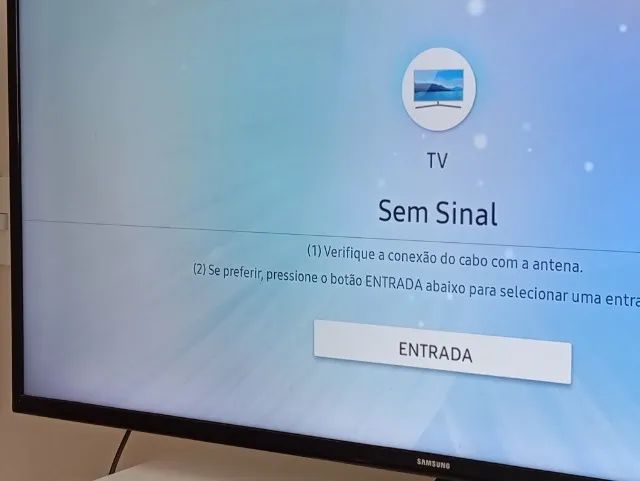 TV Samsung 43´ com detalhe (linha horizontal )  - Foto 2