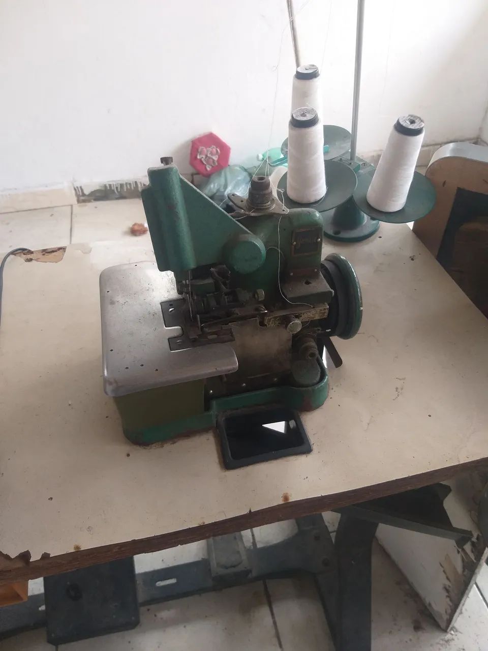 Máquina industrial e overlok - Foto 3