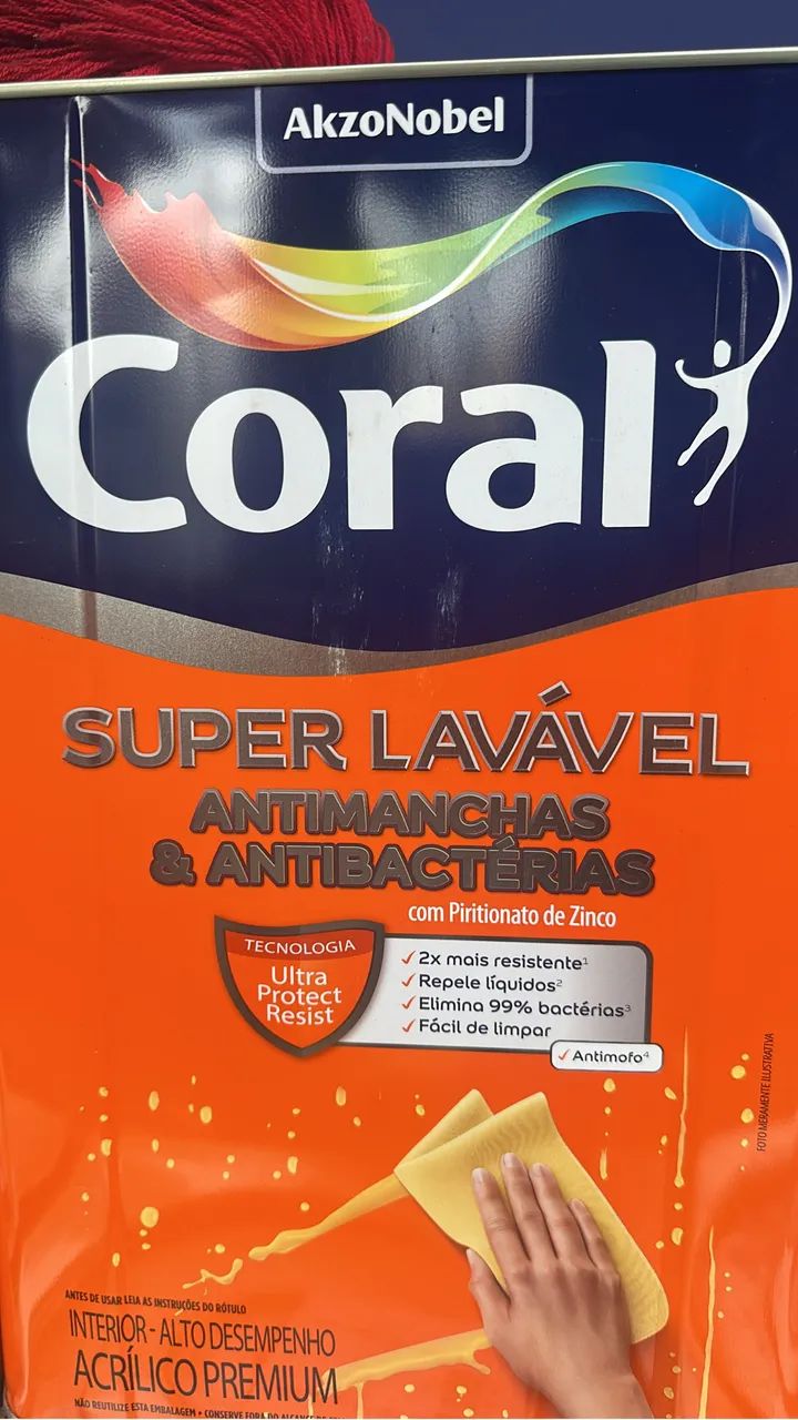 Tinta super lavável  (cor branca ) 2 latas disponíveis 800 às duas ou 500 cada 