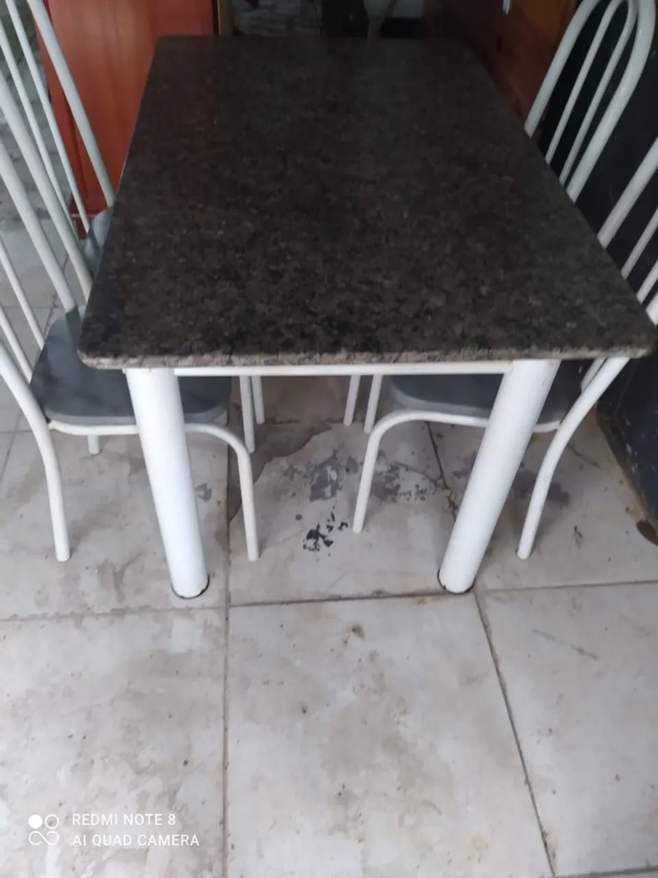 MESA DE GRANITO COM 4 CADEIRAS - Foto 3