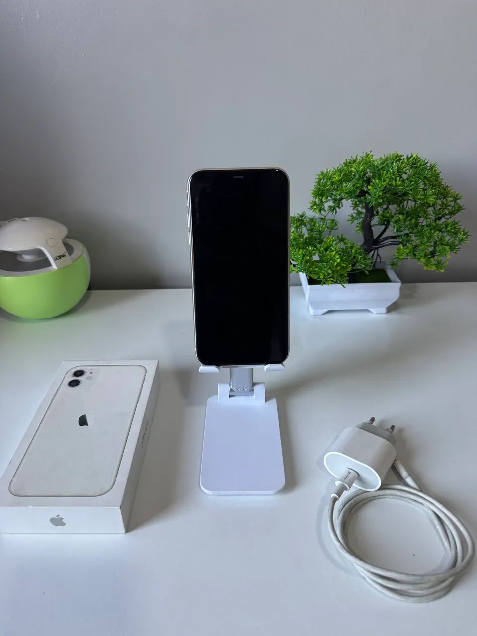 iPhone 11