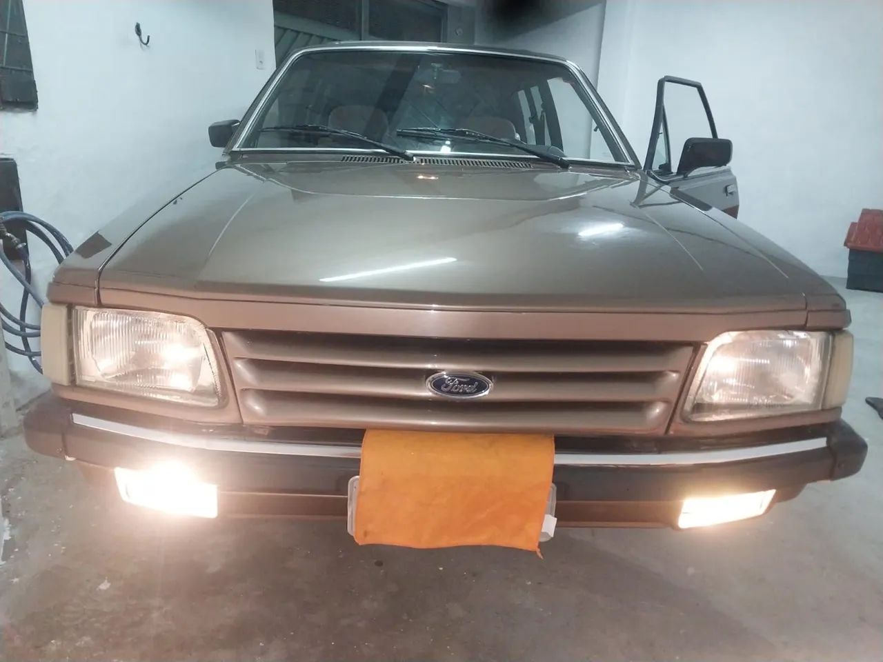 Ford Belina L 1.8/ 1.6 1984