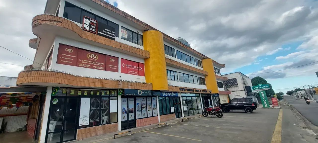 Imóvel para aluguel possui 28 metros quadrados em Farol - Maceió - AL