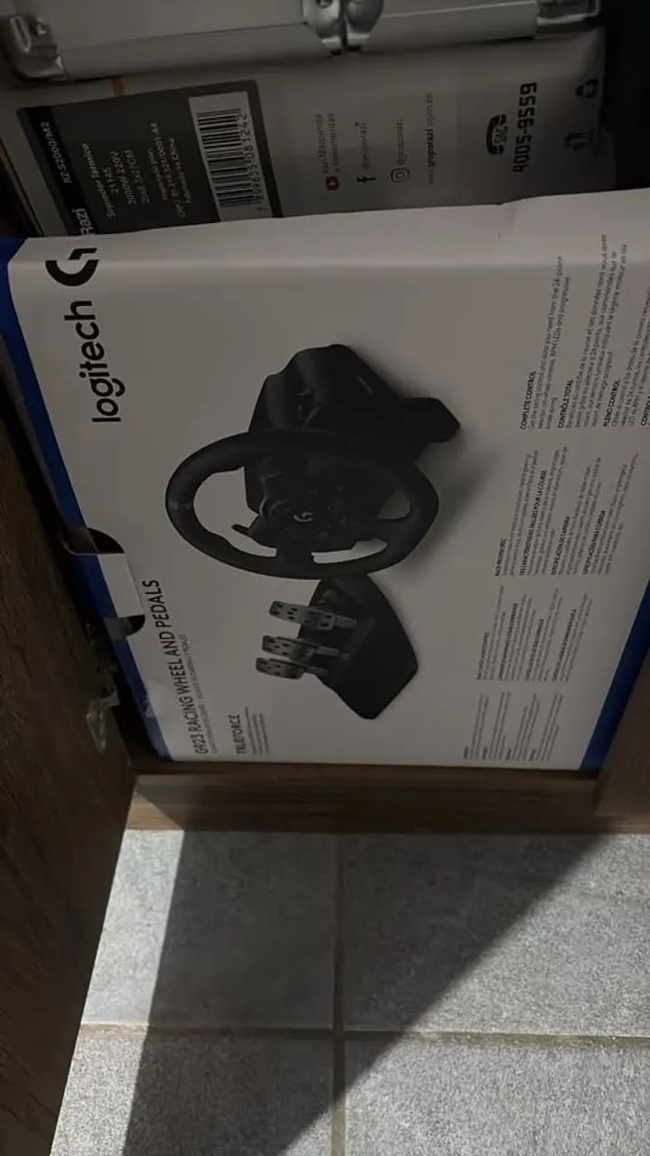 LOGITECH G923 + CÂMBIO DRIVING FORCE ? PS5 / PS4 / PC