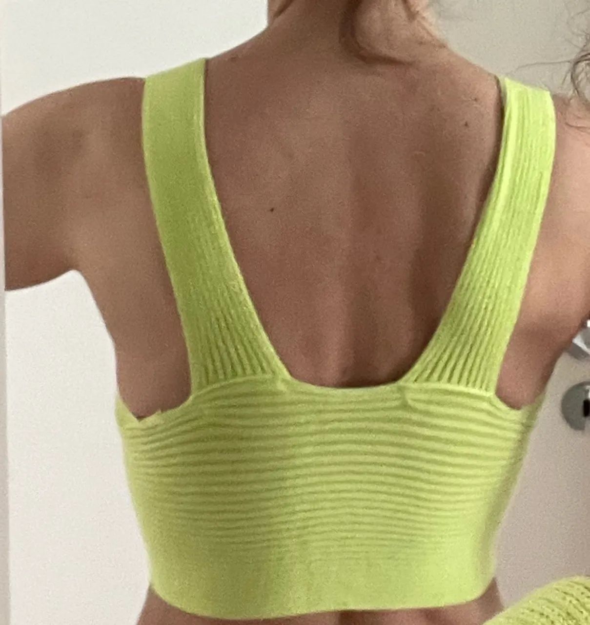 Cropped verde neon - Foto 3