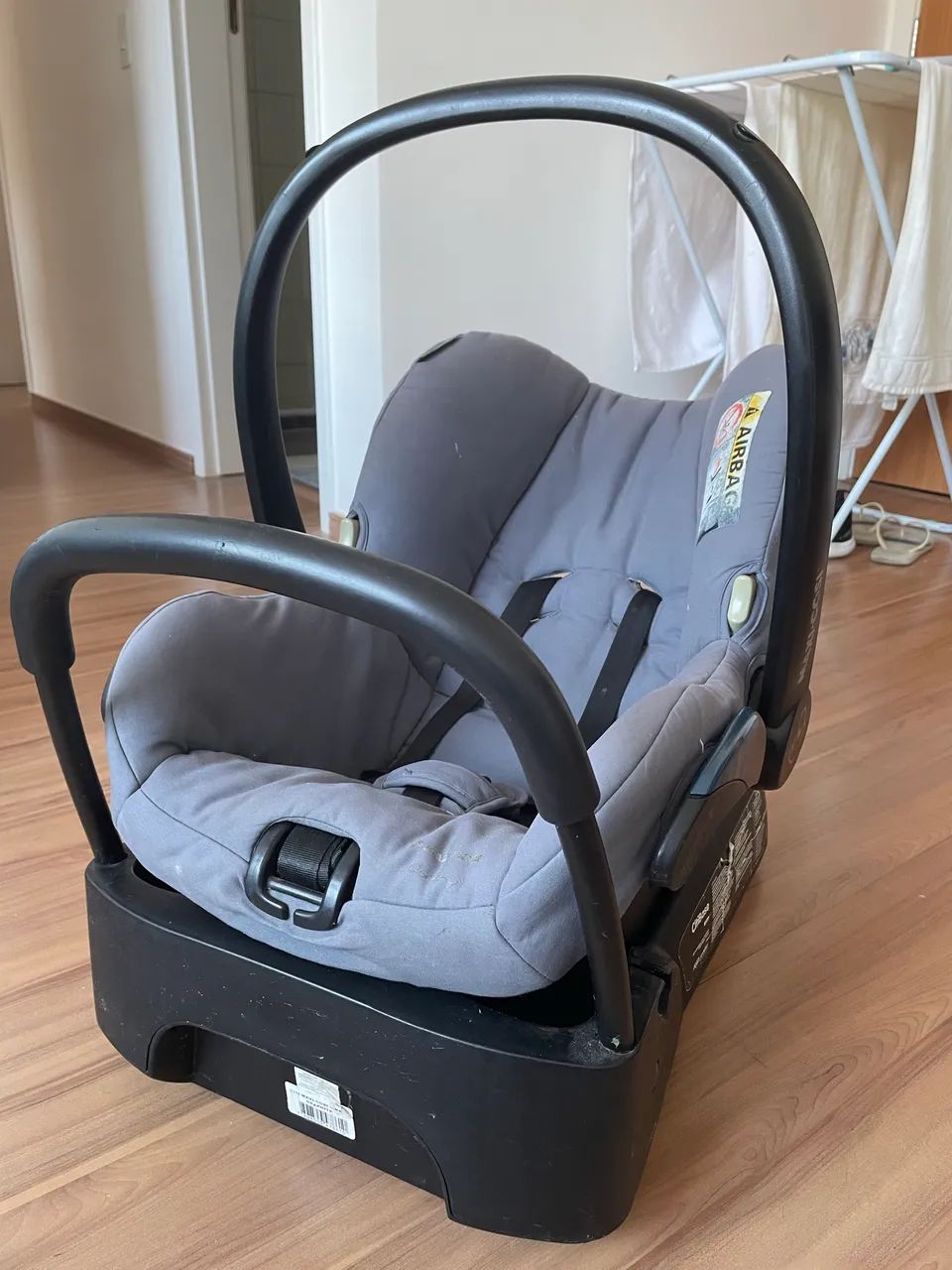 Bebê conforto + base para carro Maxi Cosi - Foto 5