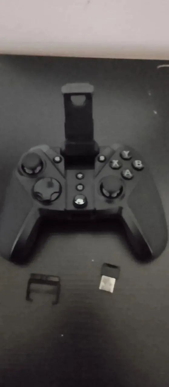 Controle para PC, celular, Xbox e Nintendo com USB e bluetooth - Foto 2