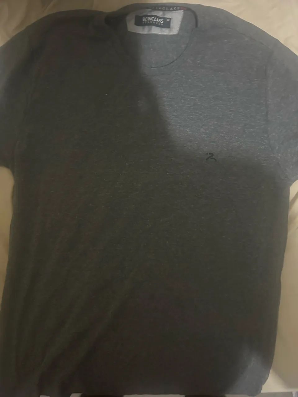 camiseta blinclass, manga curta. Nova. - Foto 2