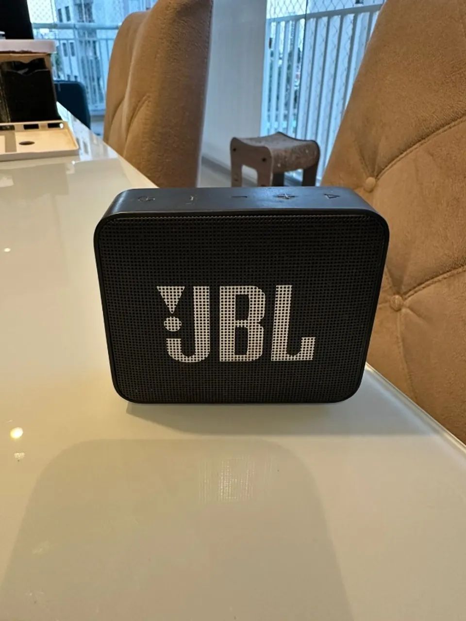 JBL Go Essential