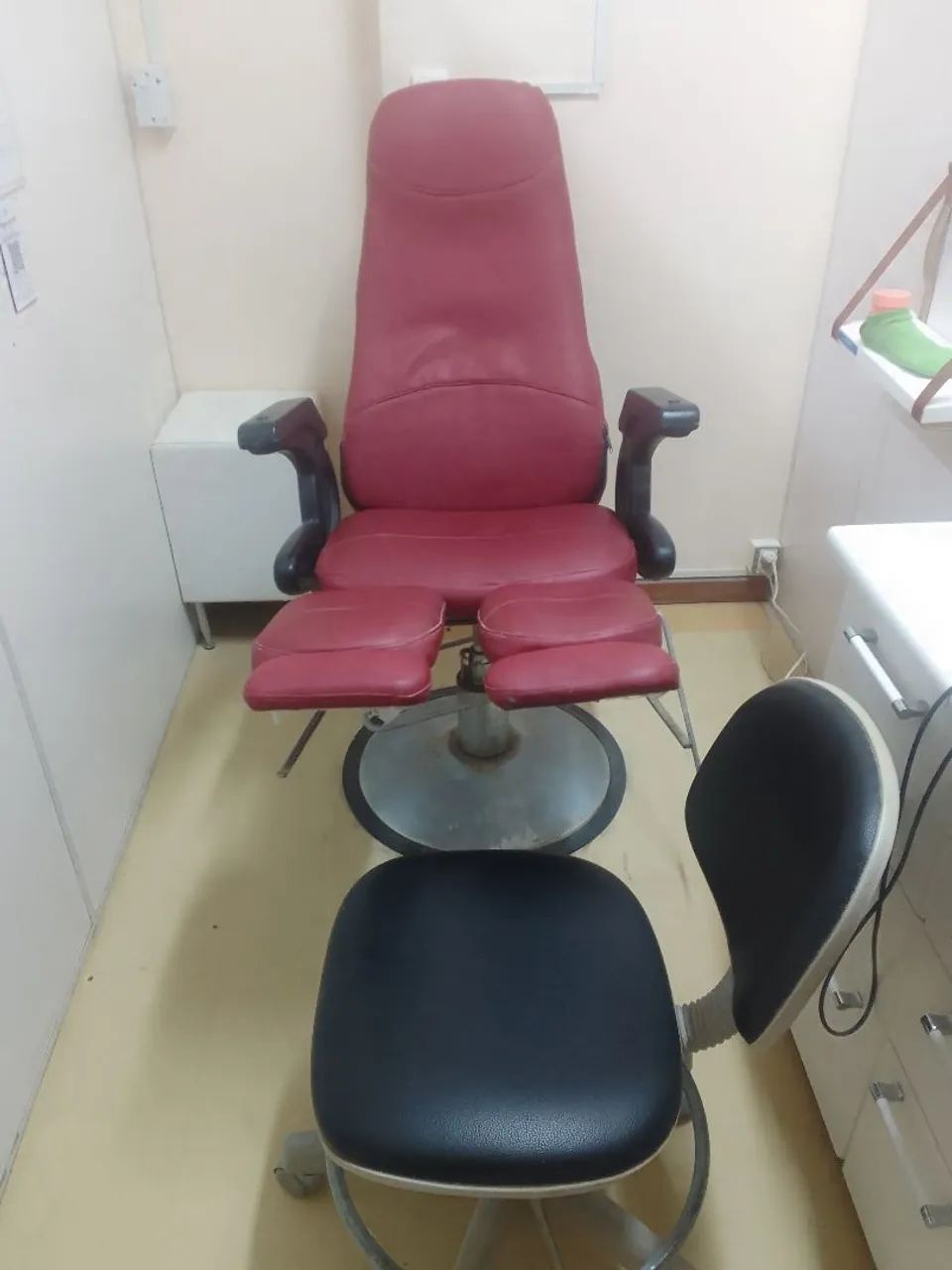 Vendo Cadeira de Podologia  - Foto 2