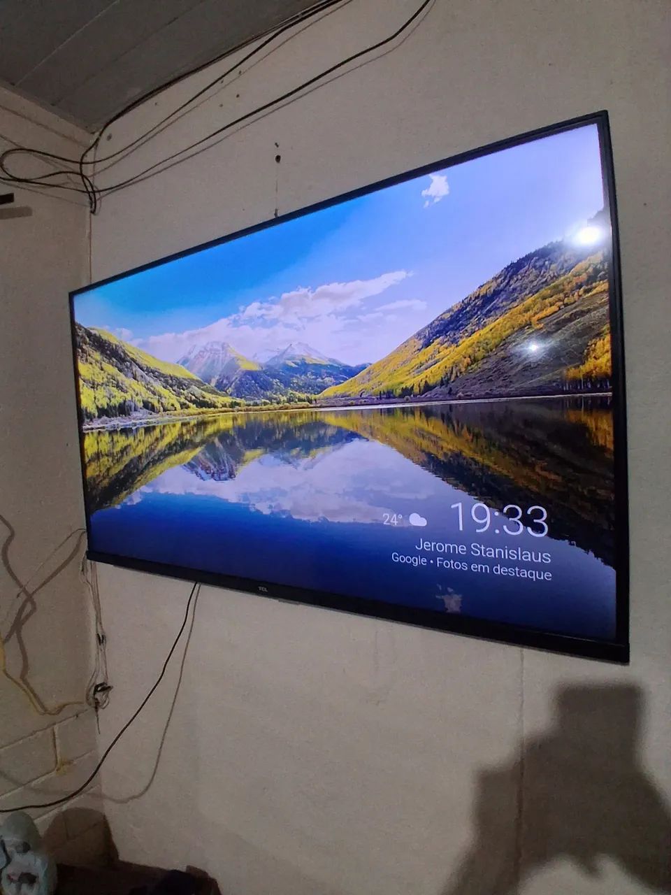 Vendo TV ou troco por tamanho menor Recebendo um Valor $$$ na Volta...