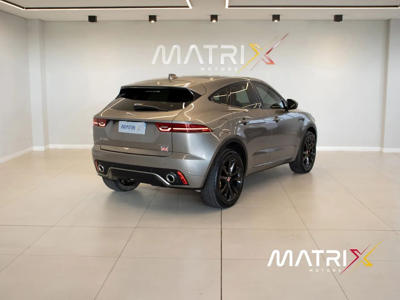 Jaguar E-Pace R-dynamic SE 2.0 AWD 300cv Aut. 2018 - Foto 2