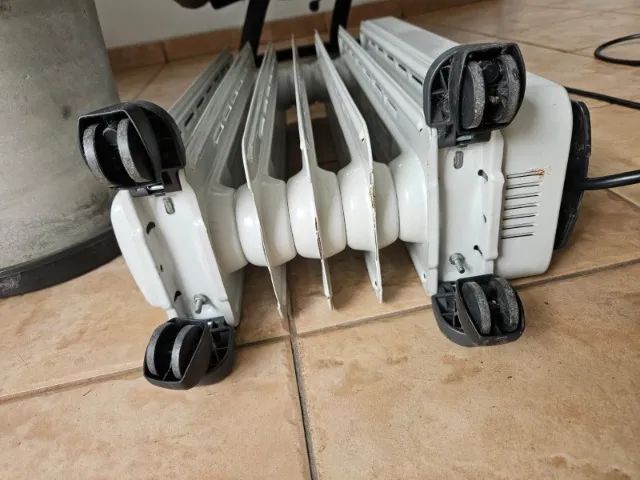 AQUECEDOR A ÓLEO DELONGHI - Foto 5
