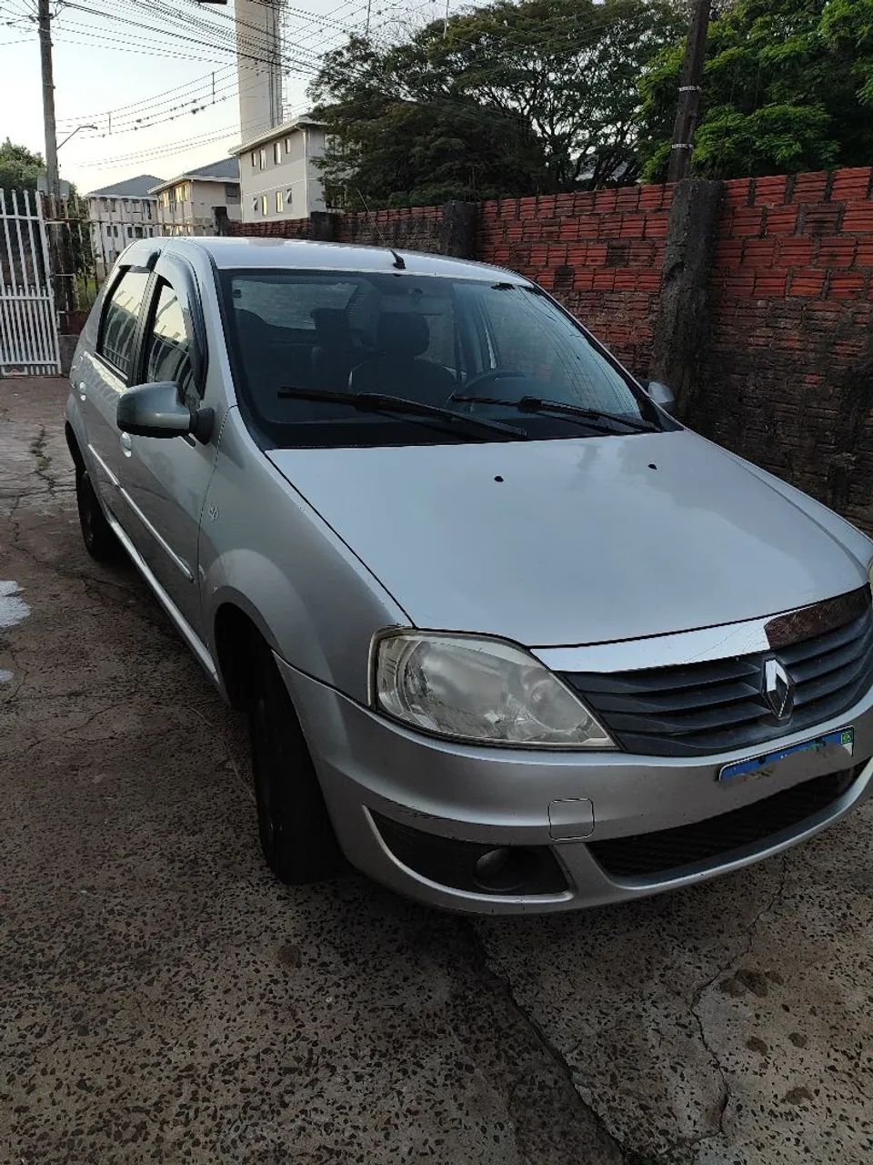 Renault Logan LOGAN Expres./Exp. UP Hi-Flex 1.0 16V 4p 2011