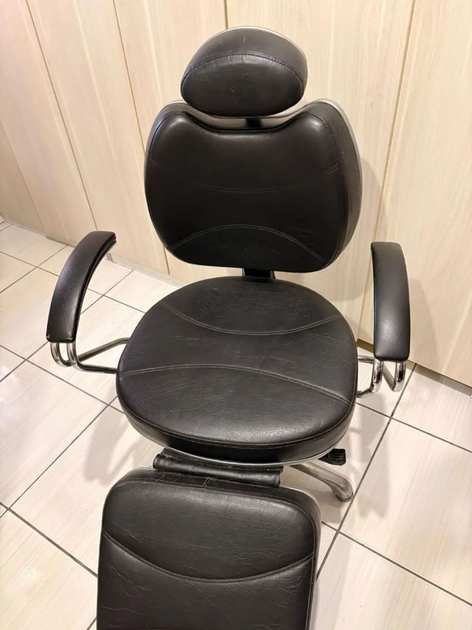 Cadeira giratória para salão de beleza ou estúdio 