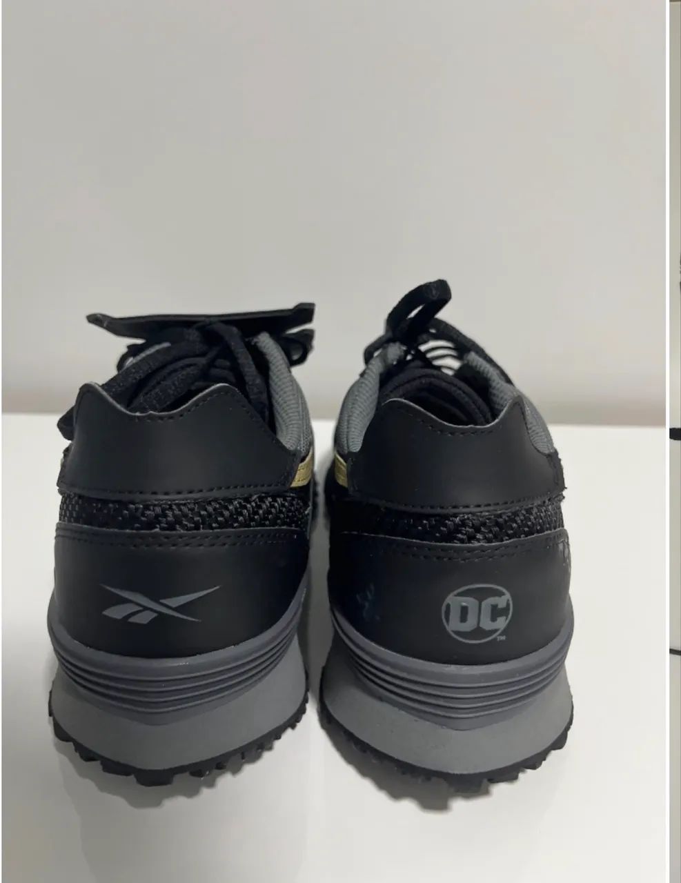 Reebok LX2200 Black - Batman - Foto 6