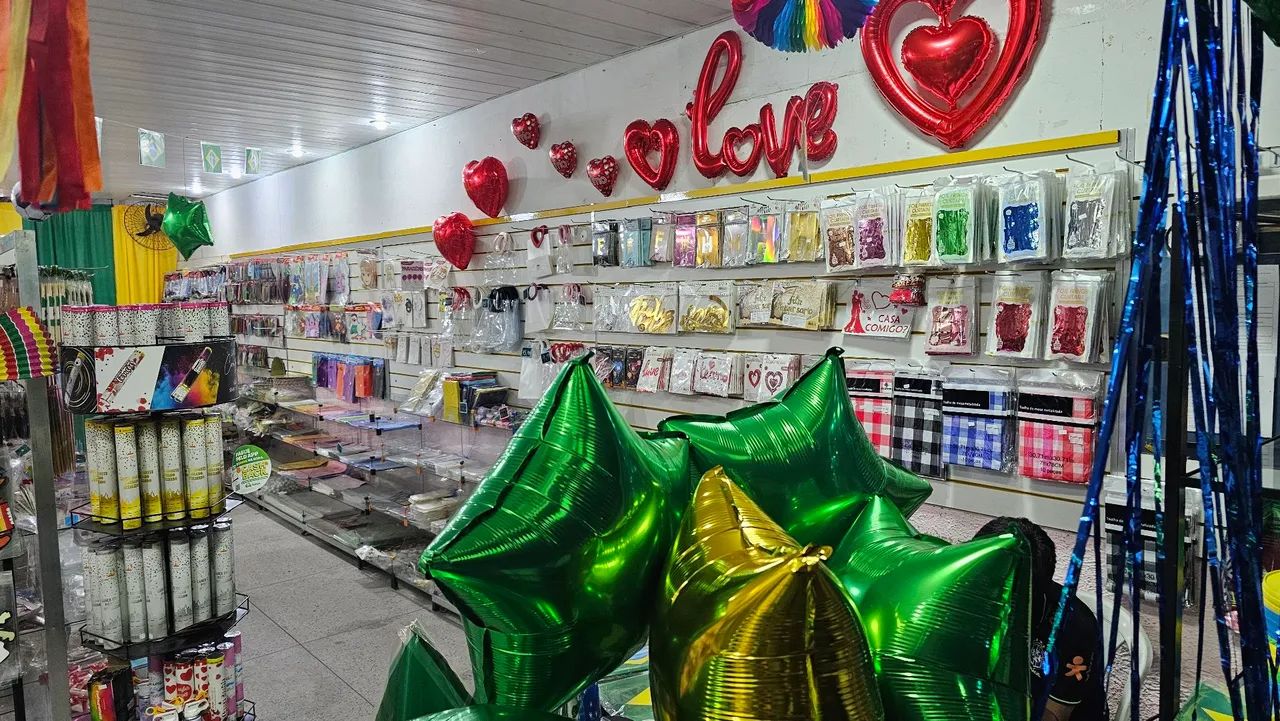 VENDO OU TROCO - LOJA DE ARTIGO DE FESTAS - Foto 3