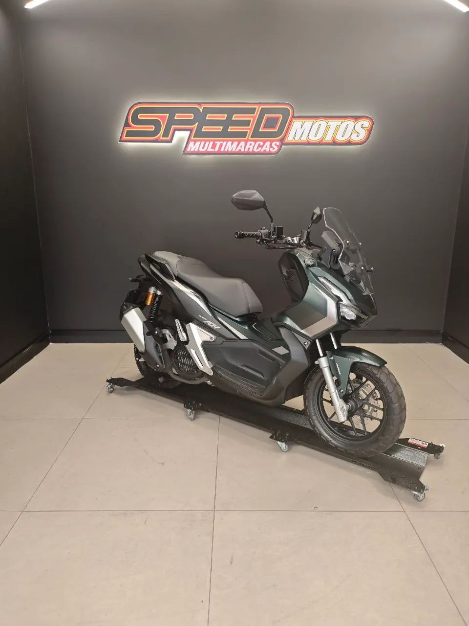Honda ADV 150  - Foto 5