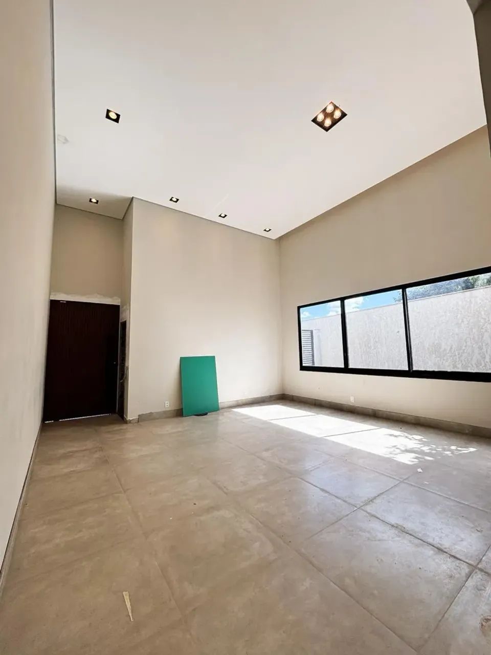 Seu Novo Lar: Casa com 3 Suítes e Projeto Modernoa - Foto 3