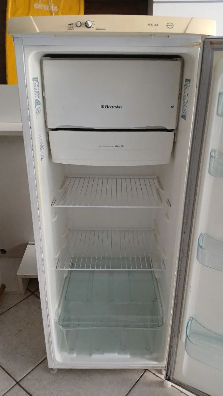 VENDO GELADEIRA ELECTROLUX  - Foto 2