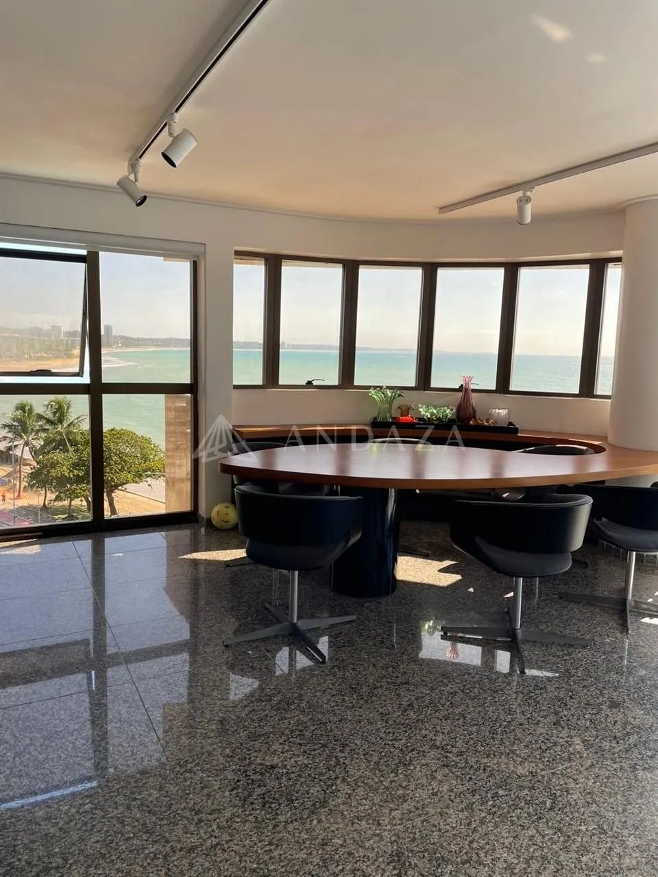 Cobertura Duplex de luxo à beira mar da orla de Jatiúca com 4 suítes e 616m2 de área priva - Foto 2