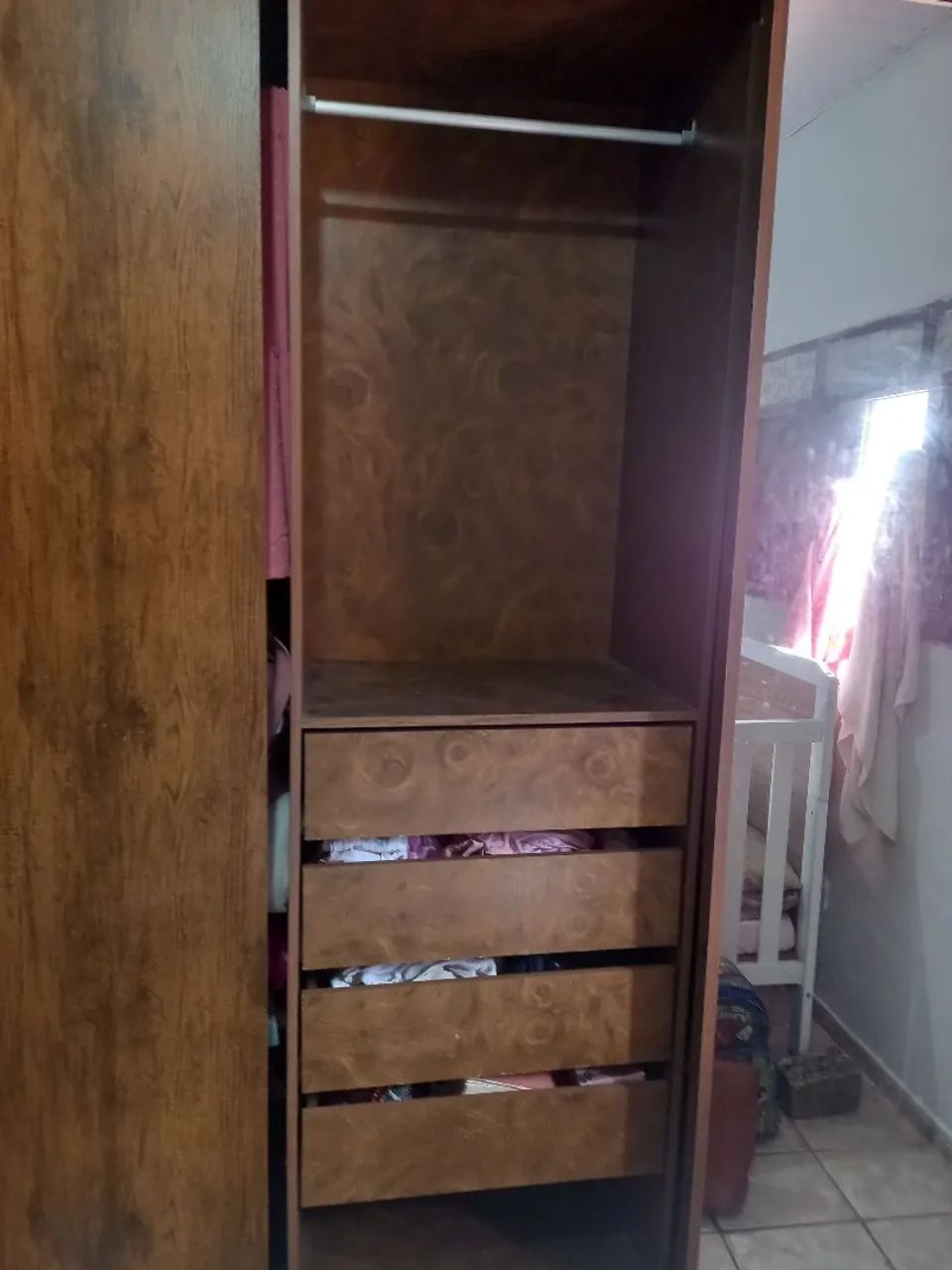 Guarda roupa 3 portas - Foto 4