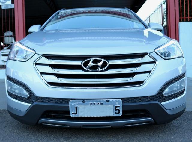 Hyundai Santa Fe GLS 4WD V6 2015 05 Lugares