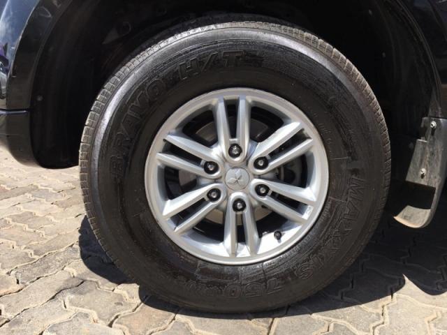MITSUBISHI L200 TRITON 3.5 HPE 4X4 CD 2016 - Foto 11