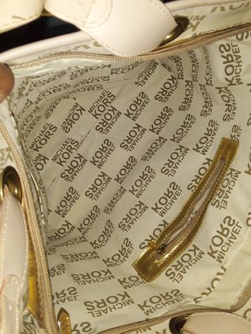 Bolsa de marca .estou vendendo por 40 reais