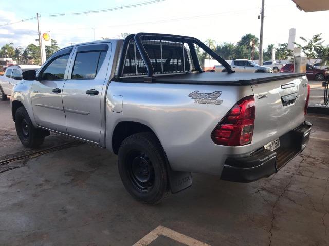Toyota- Hilux CD 2.8 4x4 2017 - Foto 4