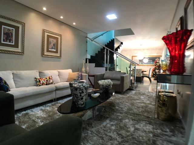 M: Chance Ùnica! Casa em Rua Publica Bairro São Cristovão 300m² 4 Suítes/ 2 Vagas