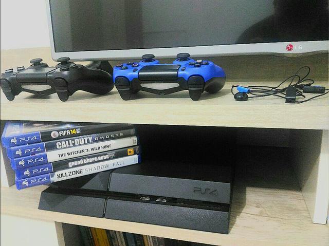 PlayStation 4 (Ps4) - Foto 3