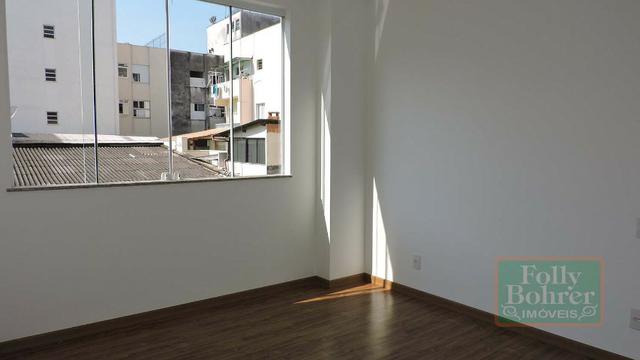 Apartamento novo no Centro com 3 quartos, varanda, 2 vagas de garagem - Foto 6