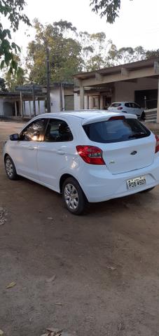 Vendo esse carro ano 2015 nada pra faze só anda