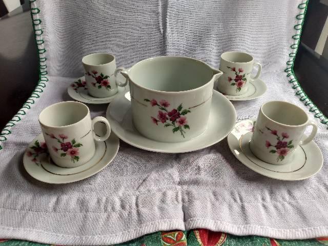 Antiguidades porcelanas Renner