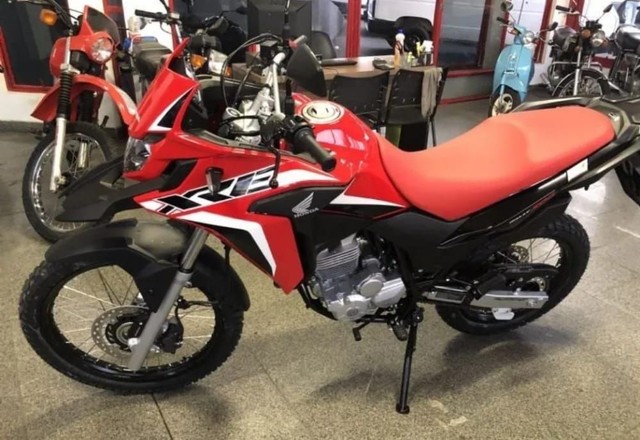 HONDA XRE 300
