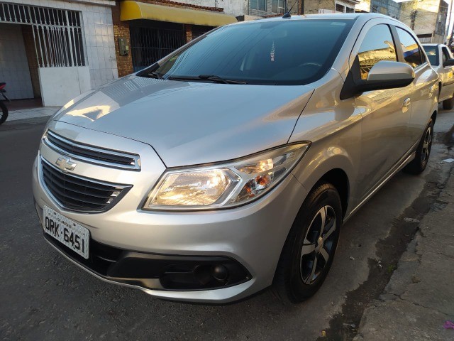 ONIX LT 1.0 COMPLETO 2014