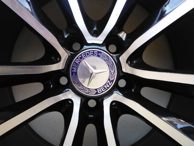 Jogo Rodas Esportivas Mercedes 5x112 18X7,5 52 Preta Diamantada Seminova JG26 - Foto 2